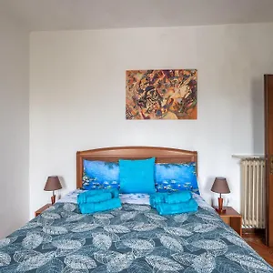 https://the-river-bank-room-la-camera-davanti-allargine.hotelinveneto.com